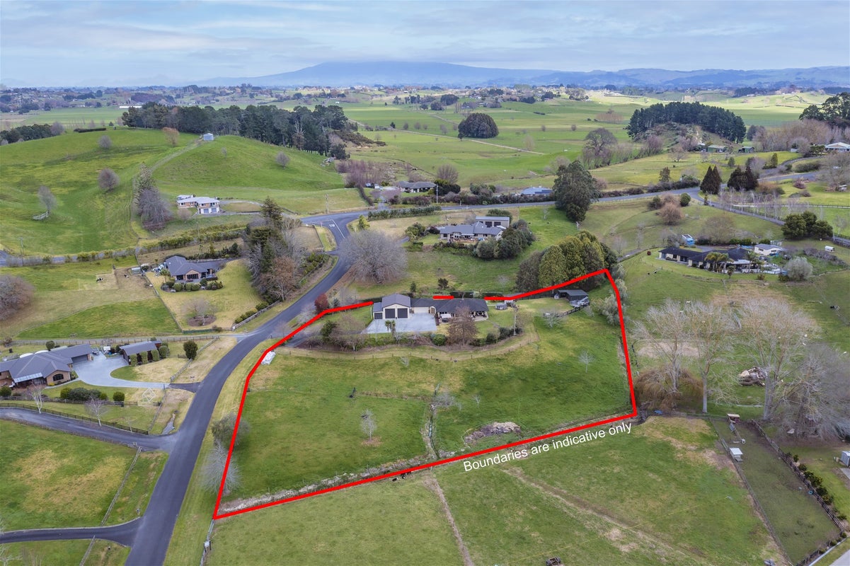 13 Pheasant Close, Rotokauri, Hamilton - Carousel 2