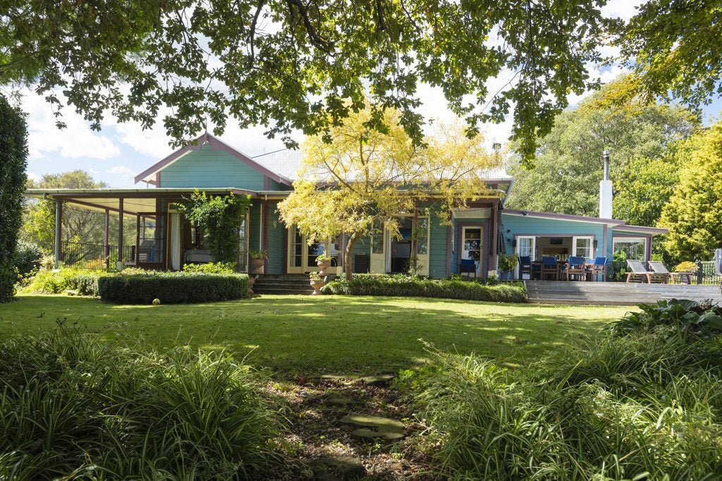 39 Ayton Street, Mangapapa, Gisborne - Carousel 1