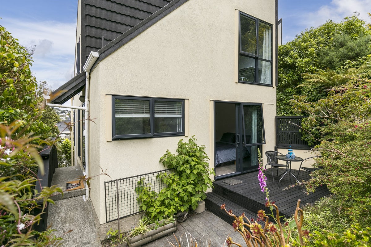 12A Govind Grove, Ngaio, Wellington - Carousel 15
