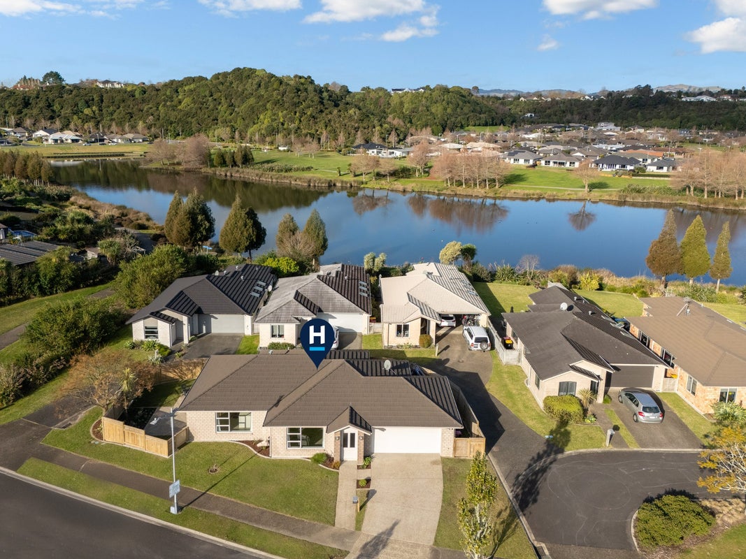 17 Scoria Close, Pyes Pa, Tauranga - Carousel 1