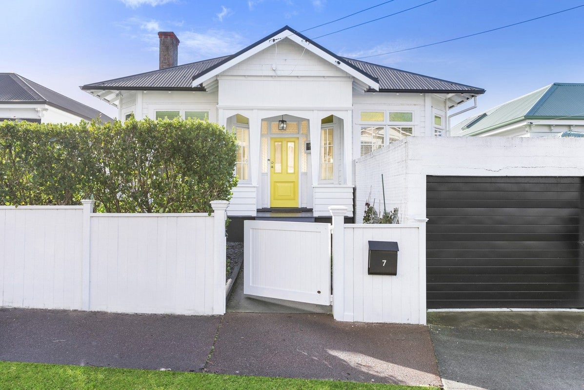 7 Dryden Street, Grey Lynn, Auckland - Carousel 1