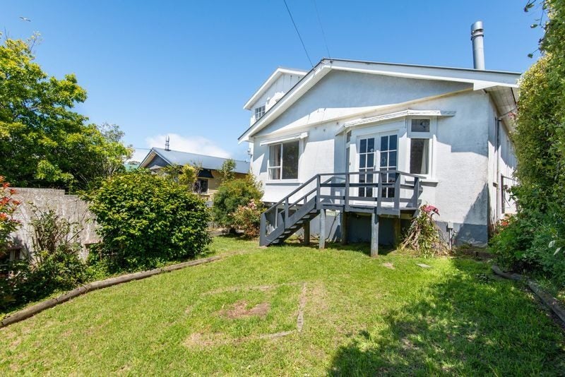 8 Traquair Street, Corstorphine, Dunedin - Carousel 2