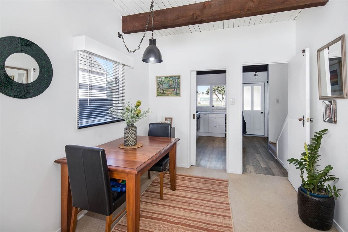 5/20 Frankmoore Avenue, Johnsonville, Wellington - Carousel 2