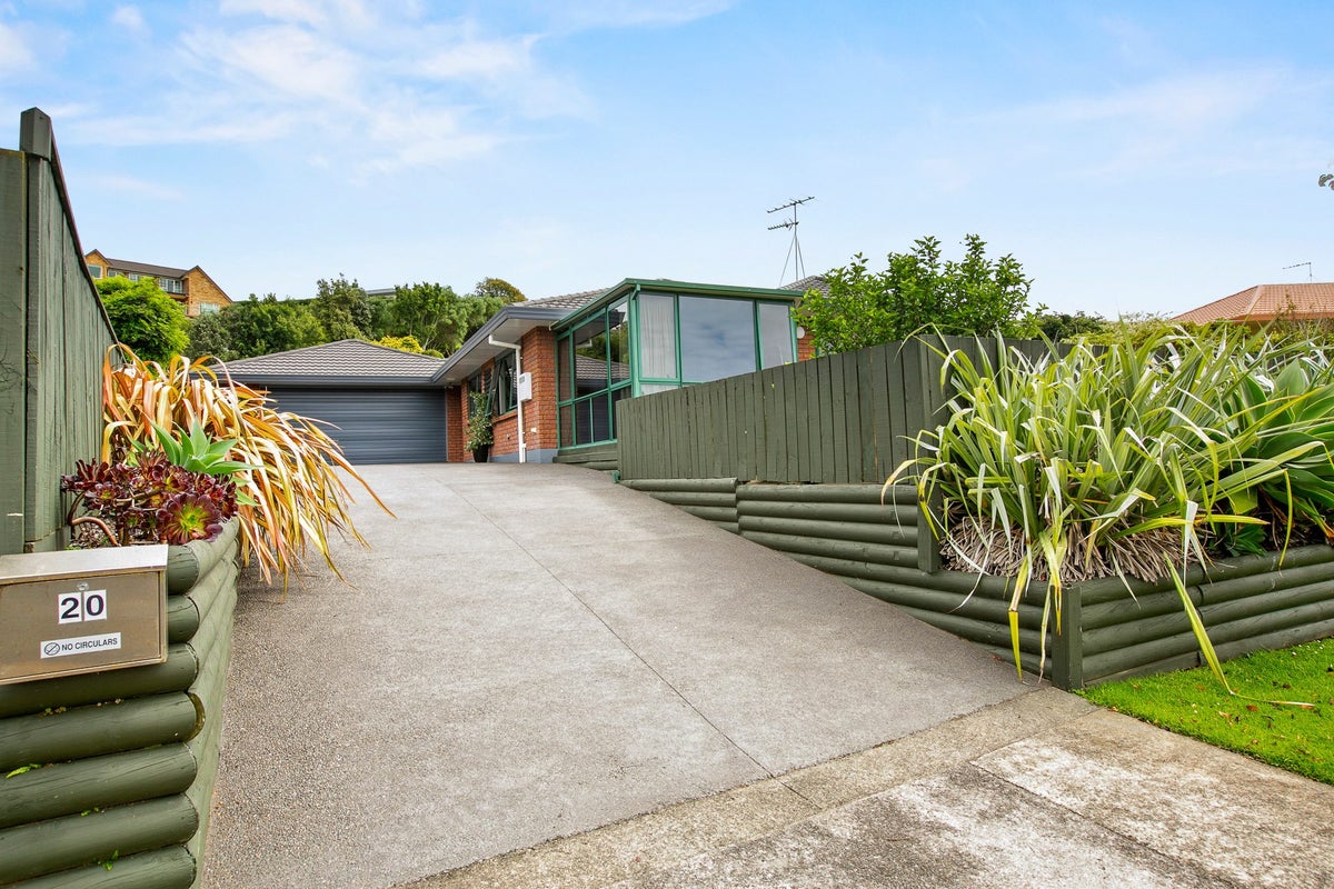 20 Ashmore Drive, Frankleigh Park, New Plymouth - Carousel 19
