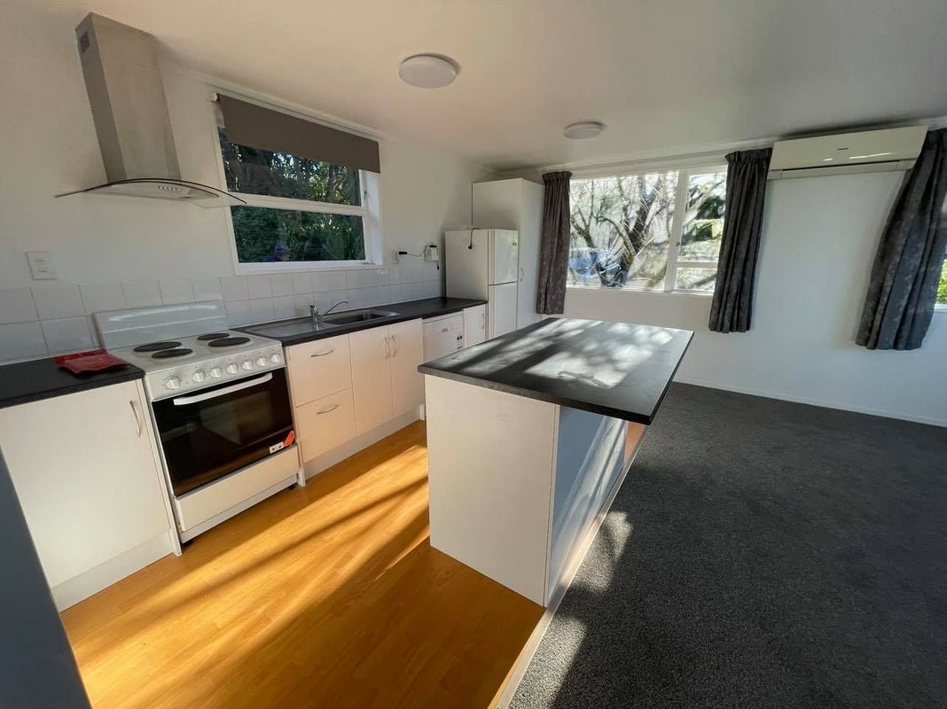 6B Narbada Crescent, Khandallah, Wellington - Carousel 2