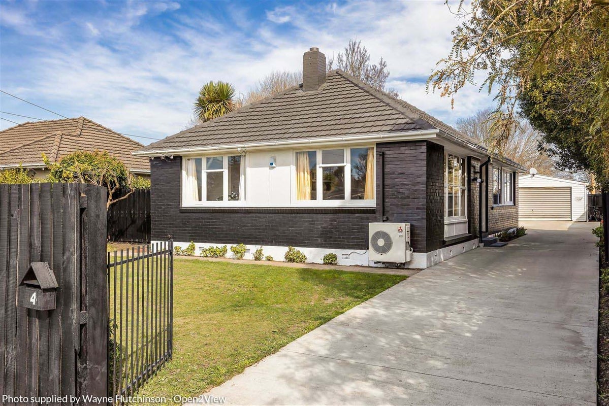 4 Nyton Place, Bryndwr, Christchurch - Carousel 1