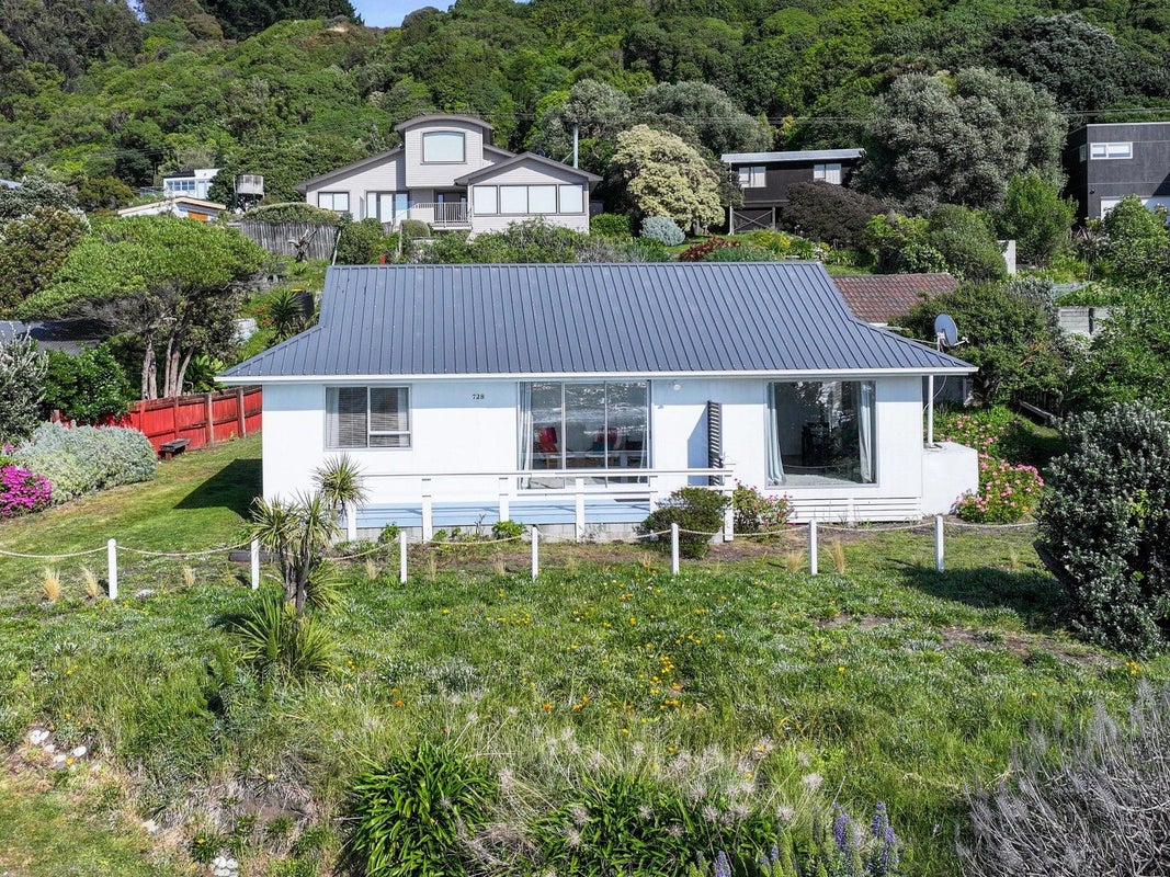 728 Gore Bay Road, Gore Bay, Cheviot - Carousel 1