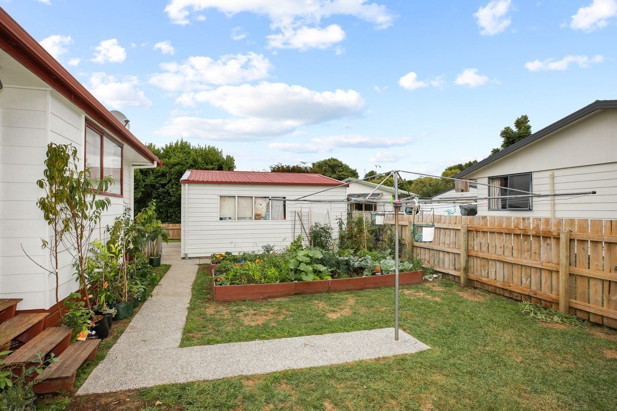 20 Melanie Court, Dinsdale, Hamilton - Carousel 2