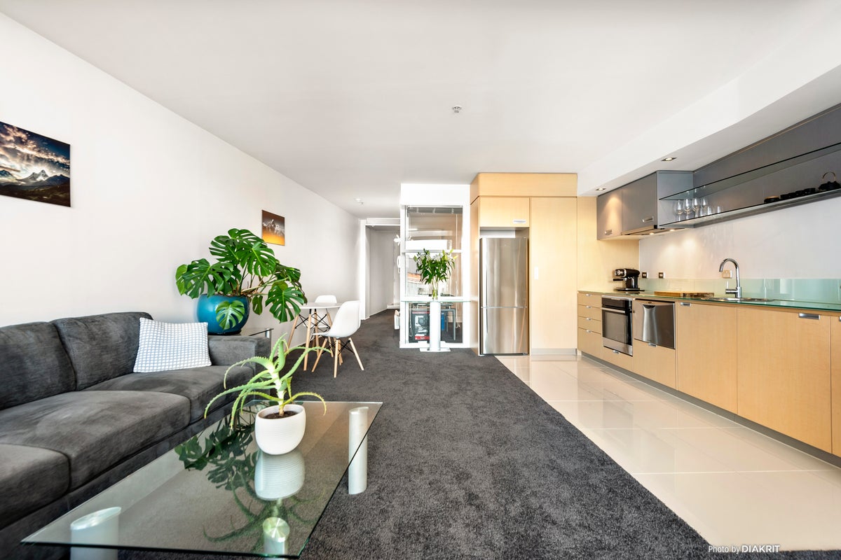 14/72 Tory Street, Te Aro, Wellington - Carousel 1