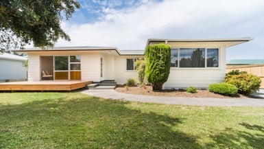 167 Maxwells Line, Awapuni, Palmerston North - Carousel 1