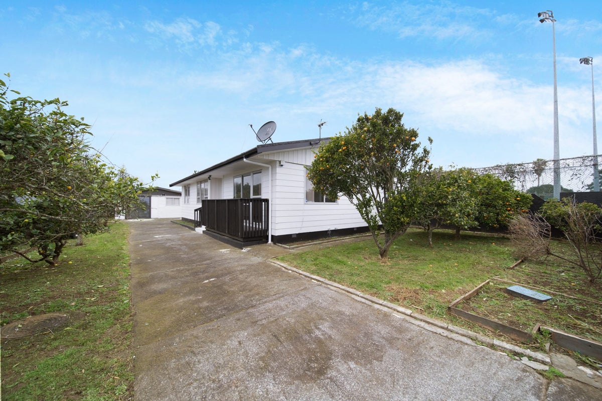 22 Dairy Road, Otara, Auckland - Carousel 2