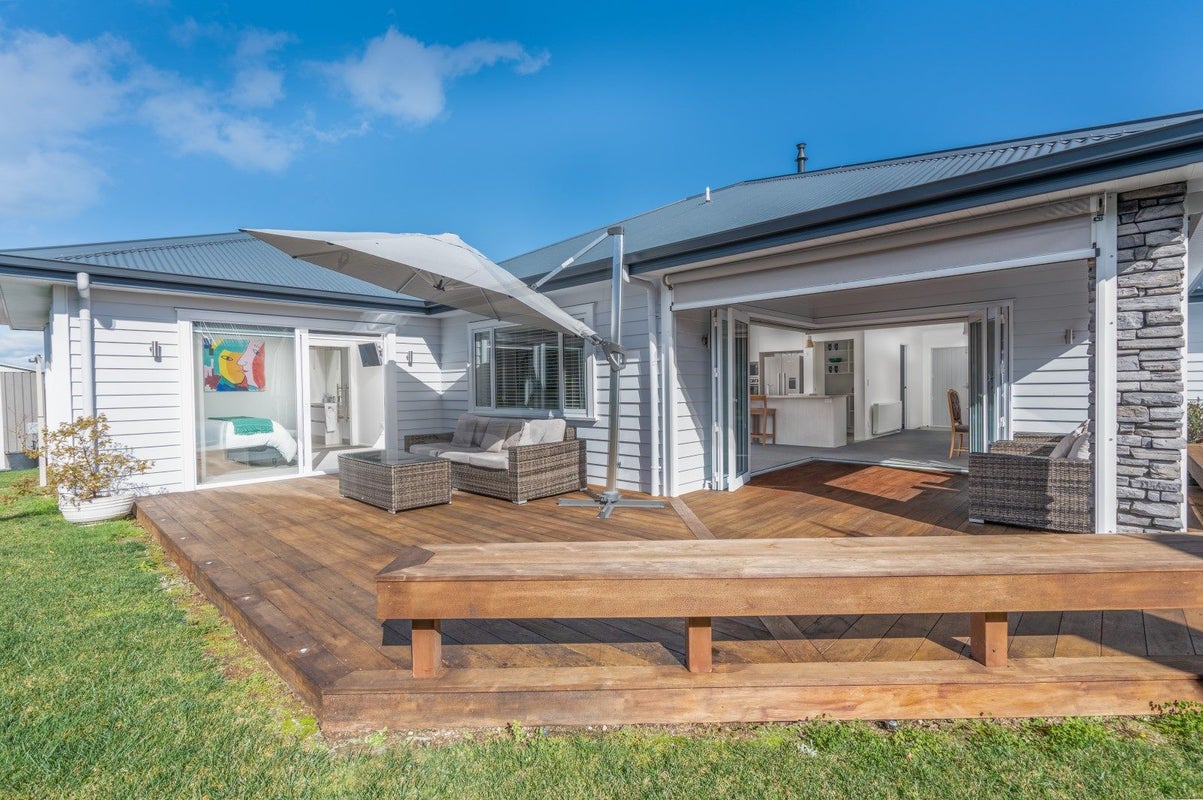 2 Huka Heights Drive, Rangatira Park, Taupo - Carousel 24