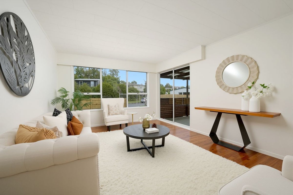 56 Fitzwater Place, Henderson, Auckland - Carousel 2