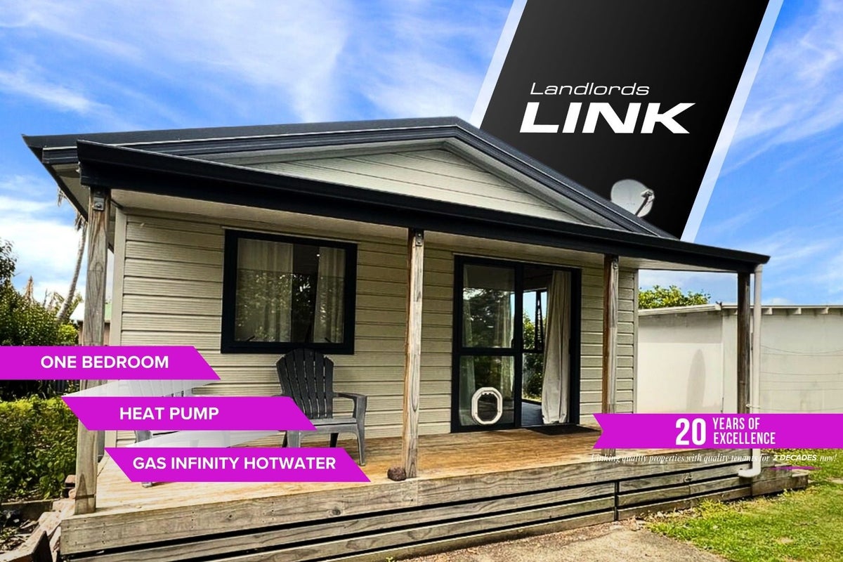48 Surrey Road, Springvale, Whanganui - Carousel 1