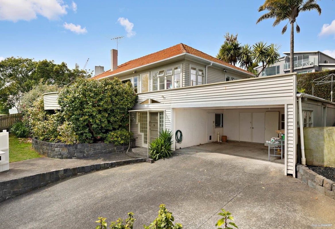 33 Godden Crescent, Mission Bay, Auckland - Carousel 1