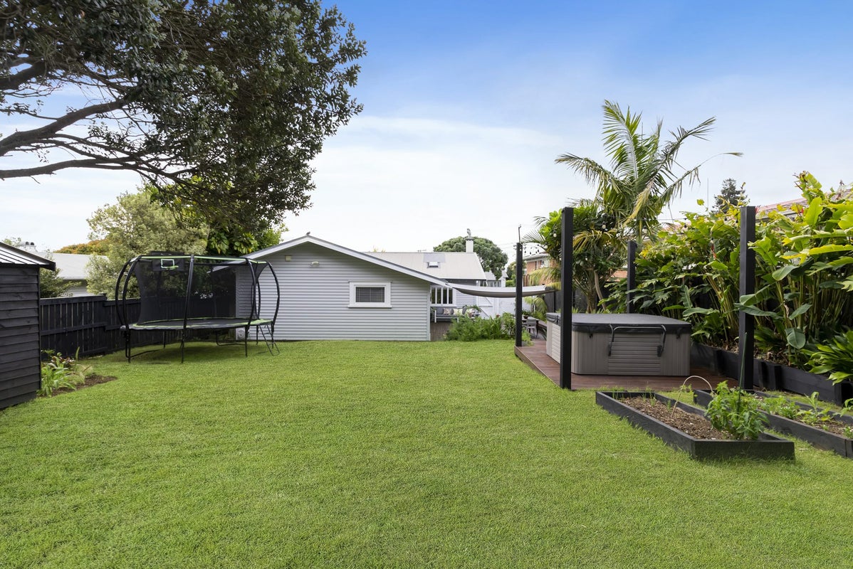 6 Harlston Road, Mount Albert, Auckland - Carousel 18