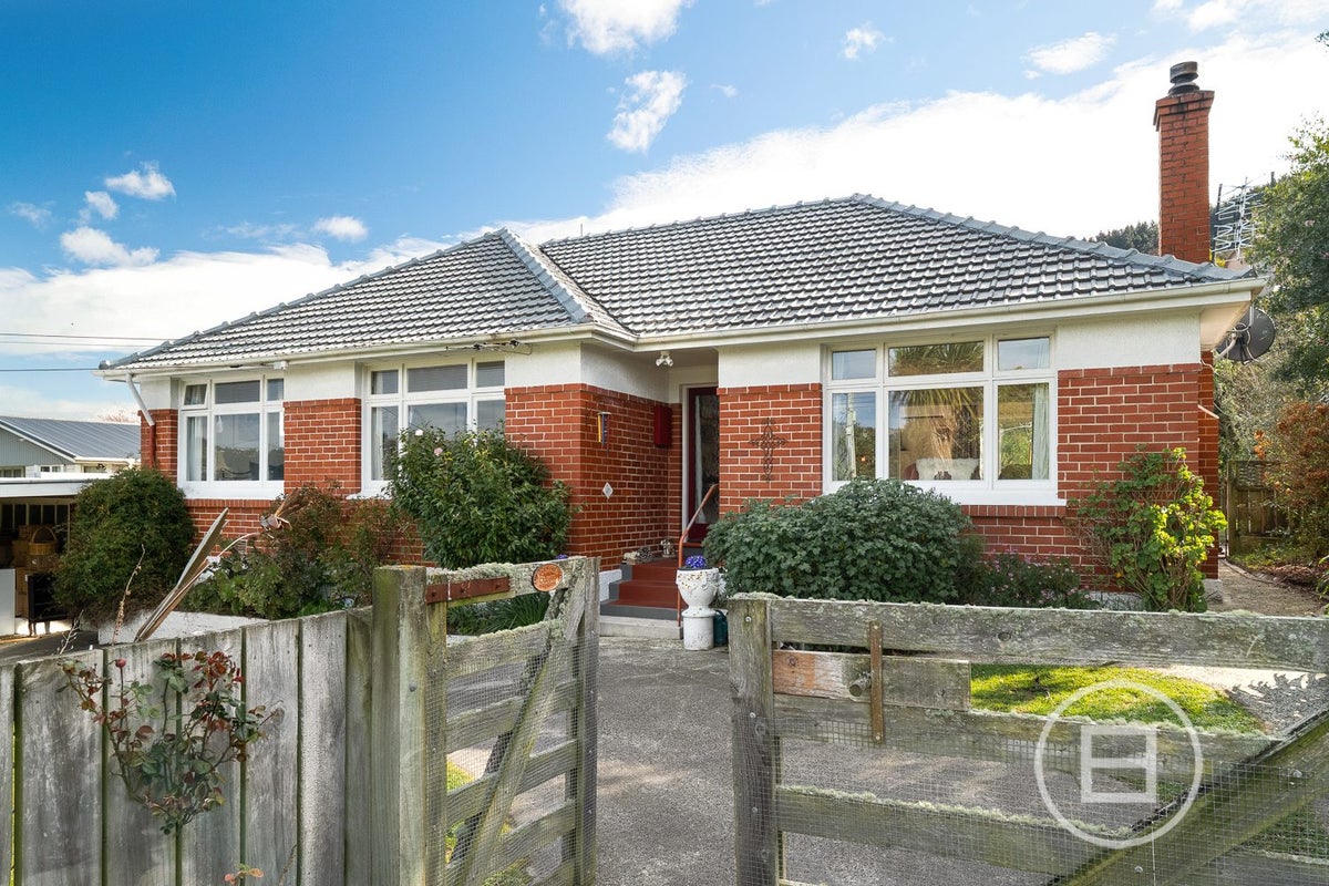 131 Manapouri Street, Maia, Dunedin - Carousel 2
