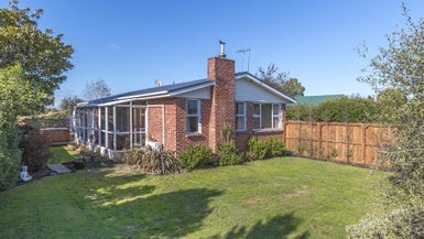 20 Manurere Street, Hei Hei, Christchurch - Carousel 1