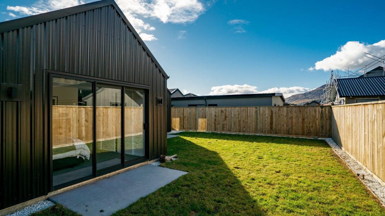 11 Bale Road, Jacks Point, Queenstown - Carousel 13