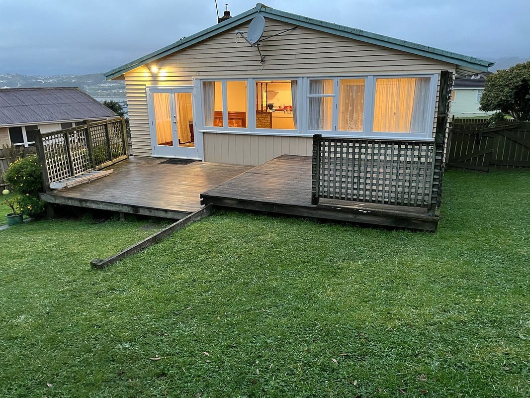 23 Rangituhi Crescent, Takapuwahia, Porirua - Carousel 13