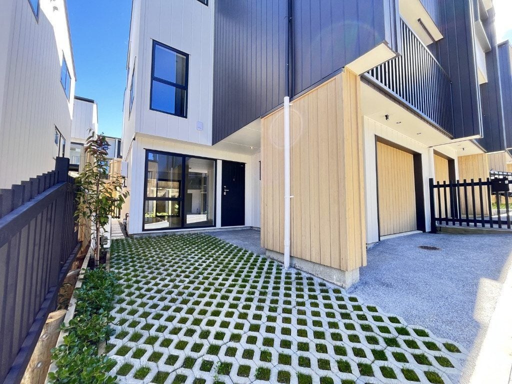 8 Irwin Lane, Windsor Park, Auckland - Carousel 25