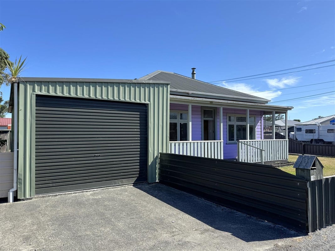 18 Doyle Street, Blaketown, Greymouth - Carousel 1
