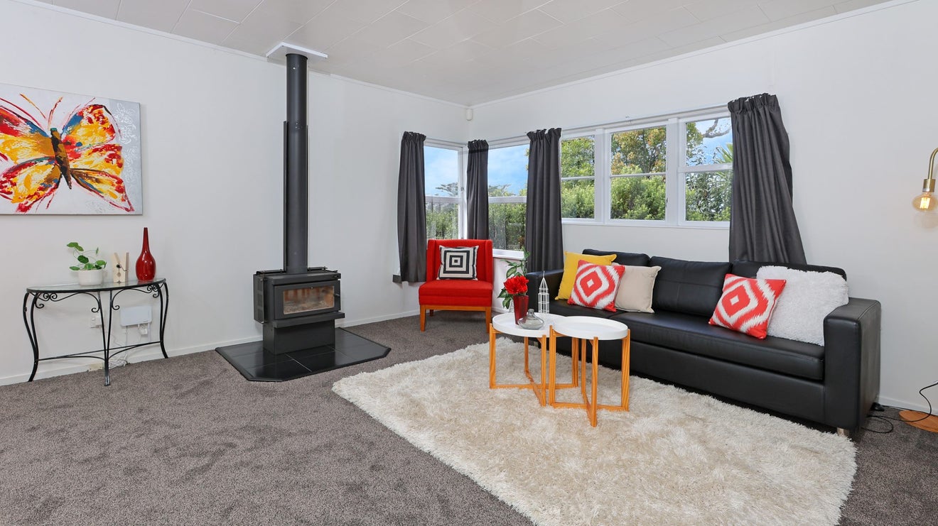 39 Fitzwater Place, Henderson, Auckland - Carousel 2