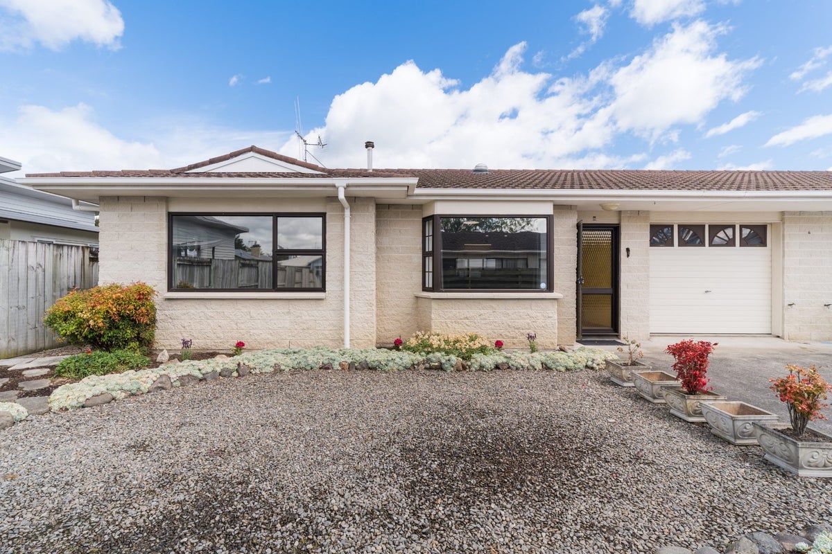 8 Oxford Street, Hokowhitu, Palmerston North - Carousel 18