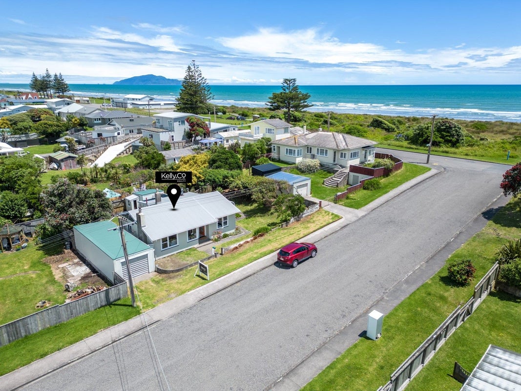 3 Koromiko Street, Otaki Beach, Otaki - Carousel 2