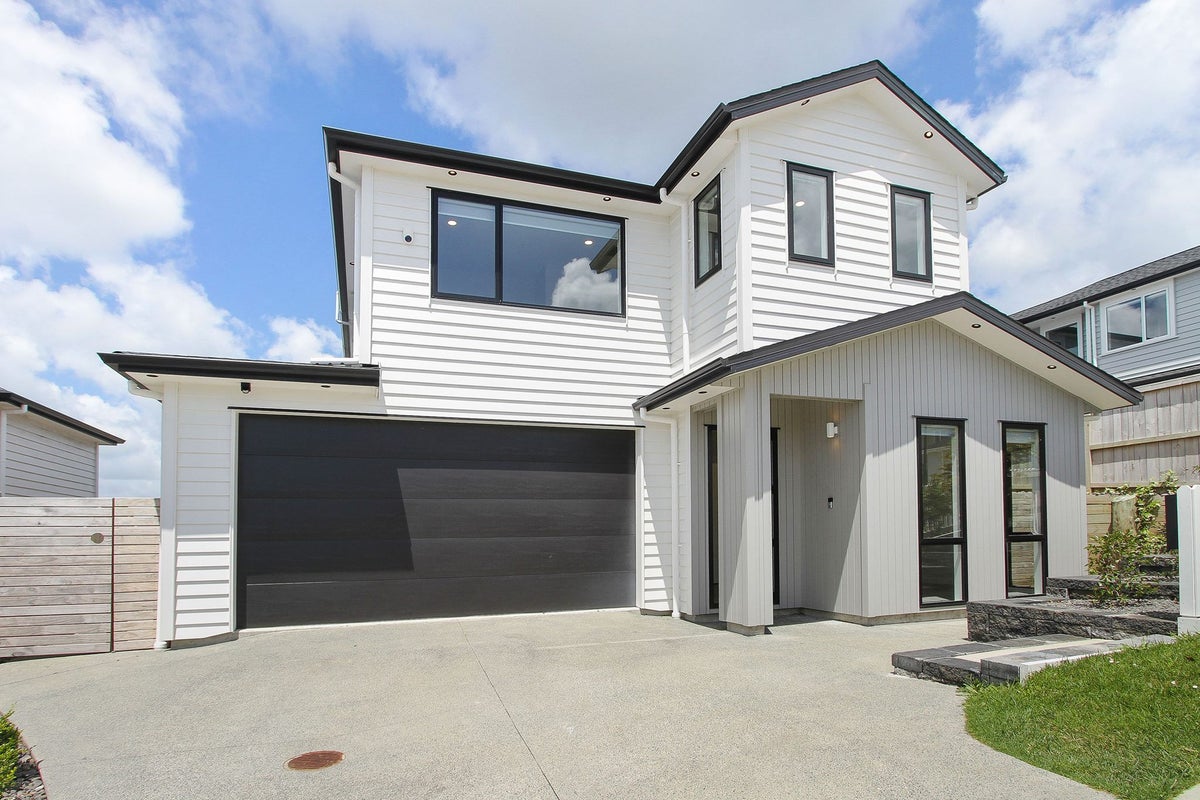 25 Davey Crescent, Orewa, Orewa - Carousel 1
