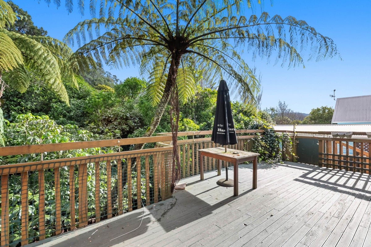 1/8 Swainson Street, Naenae, Lower Hutt - Carousel 2