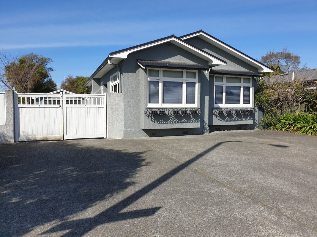 196 Gloucester Street, Taradale, Napier - Carousel 1