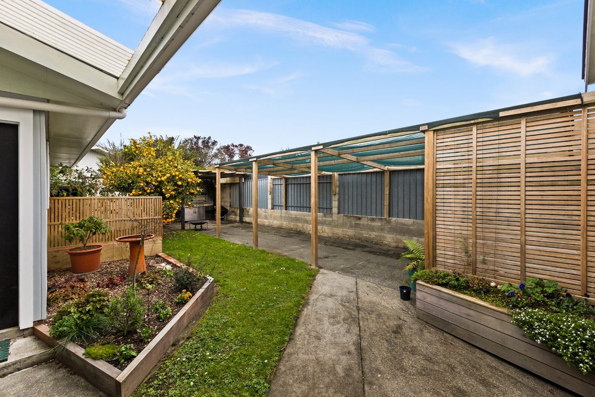 2 Banff Place, Tamatea, Napier - Carousel 11