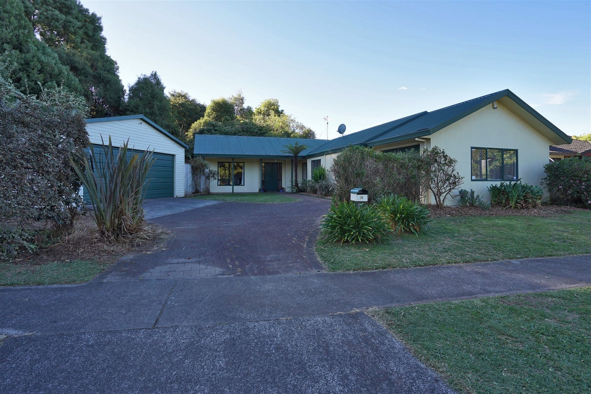 36 John Webb Drive, Glenview, Hamilton - Carousel 17