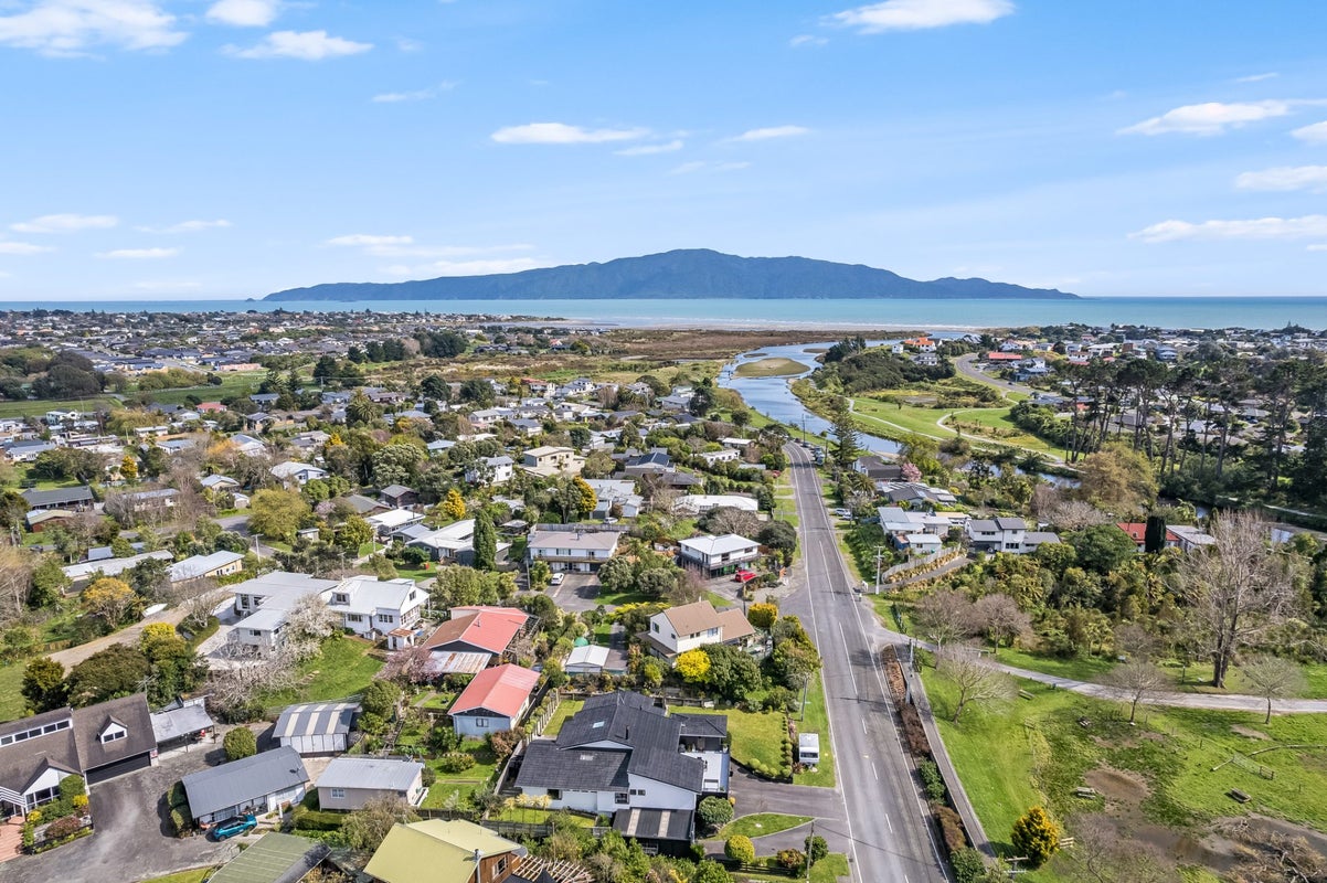 40 Makora Road, Otaihanga, Paraparaumu - Carousel 28