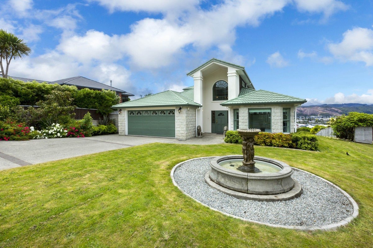 51 Riverstone Drive, Riverstone Terraces, Upper Hutt - Carousel 2