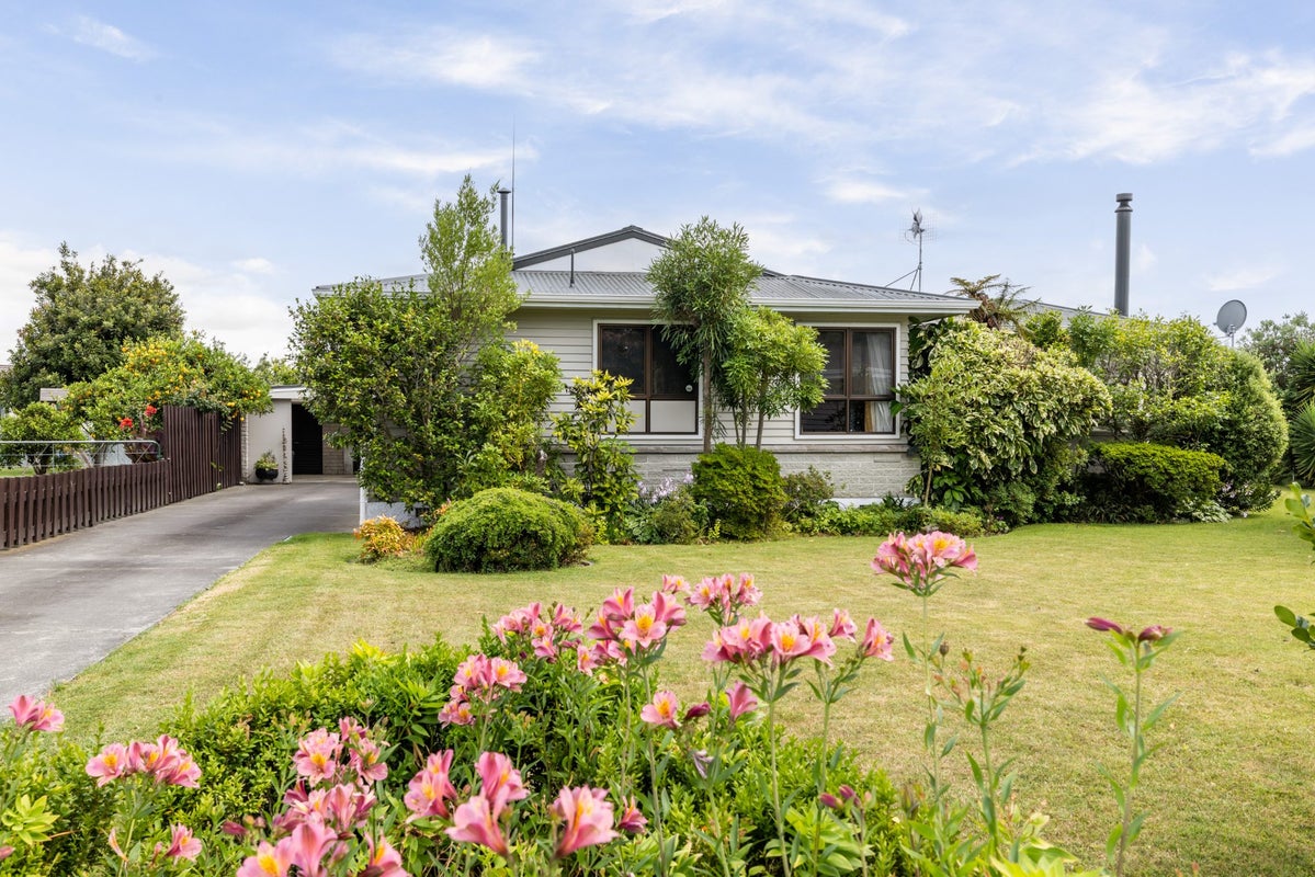 13 Trent Street, Taradale, Napier - Carousel 1