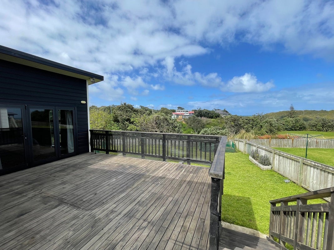 31 Sunset Drive, Baylys Beach - Carousel 2