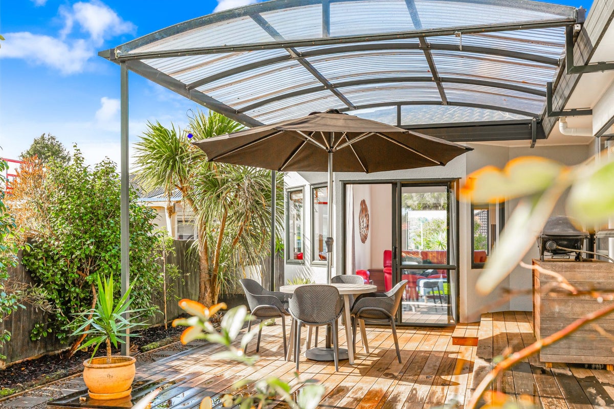 27B Ambler Avenue, Glen Eden, Auckland - Carousel 1