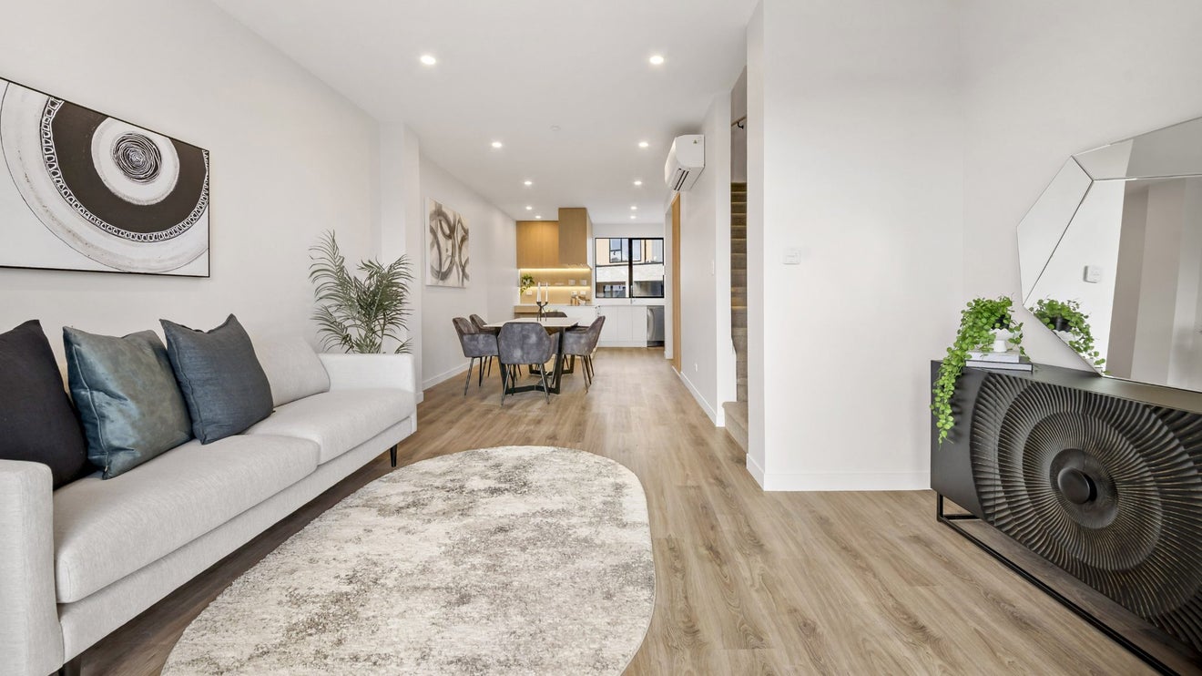 2/70 Killarney Street, Takapuna, Auckland - Carousel 1