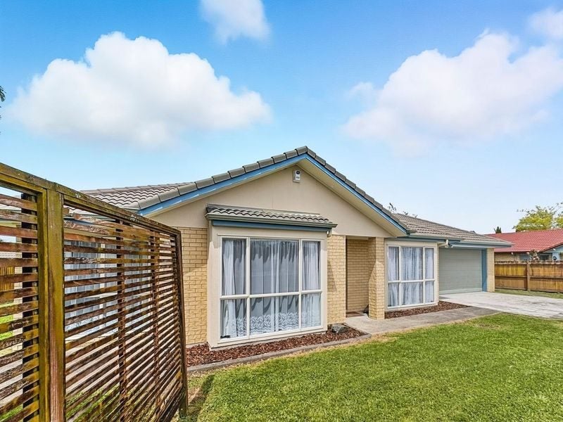 107 Riverton Drive, Randwick Park, Auckland - Carousel 1