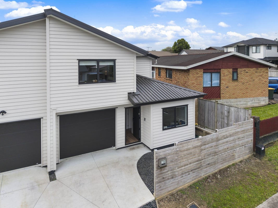 7B De Quincey Terrace, Highland Park, Auckland - Carousel 1