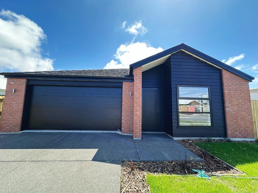 9 John Gibb Street, Belfast, Christchurch - Carousel 2