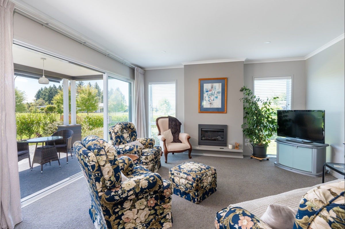 15 Bastille Court, Rangatira Park, Taupo - Carousel 2