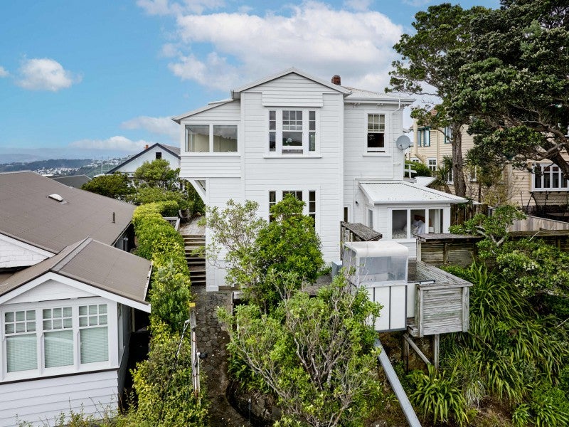 39 Upland Road, Kelburn, Wellington - Carousel 2