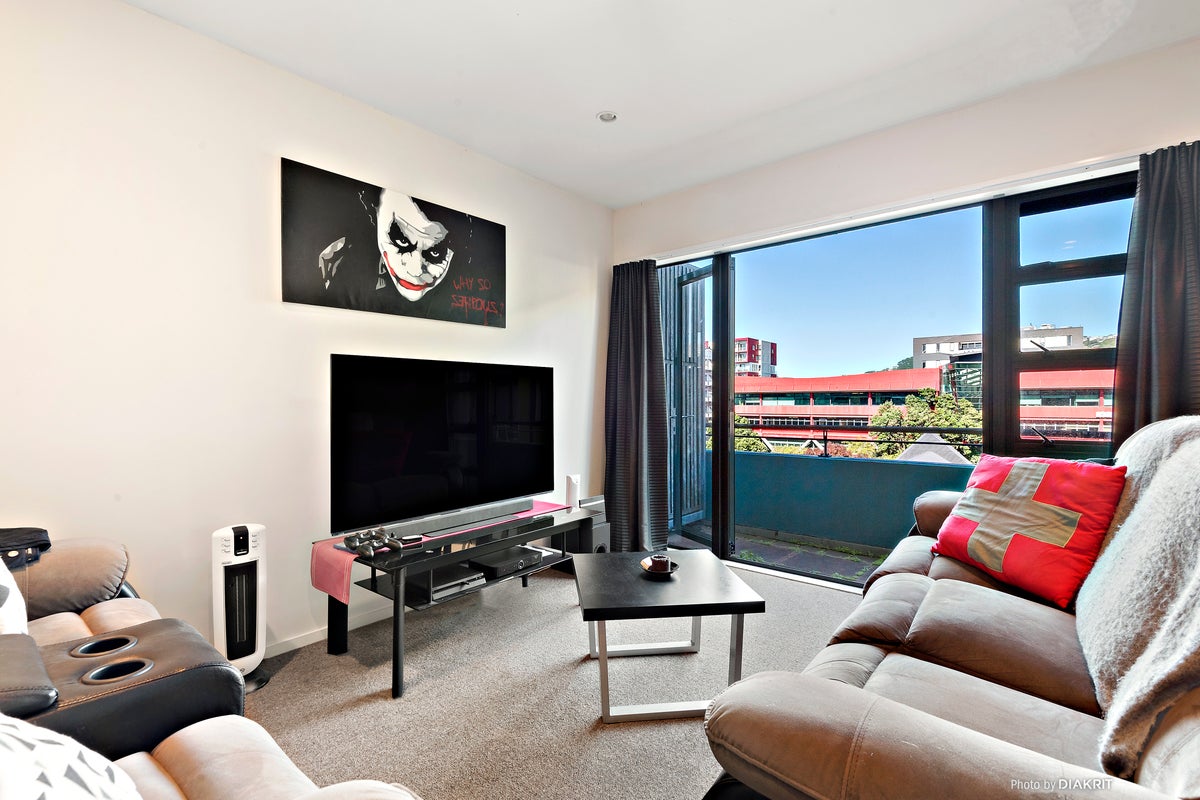 34/26 Marion Street, Te Aro, Wellington - Carousel 2
