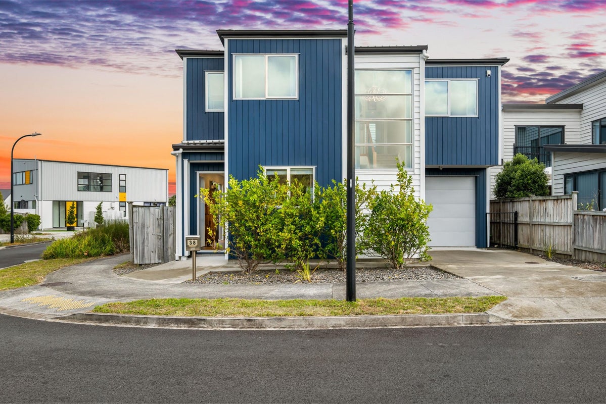 38 Lockheed Street, Hobsonville, Auckland - Carousel 1