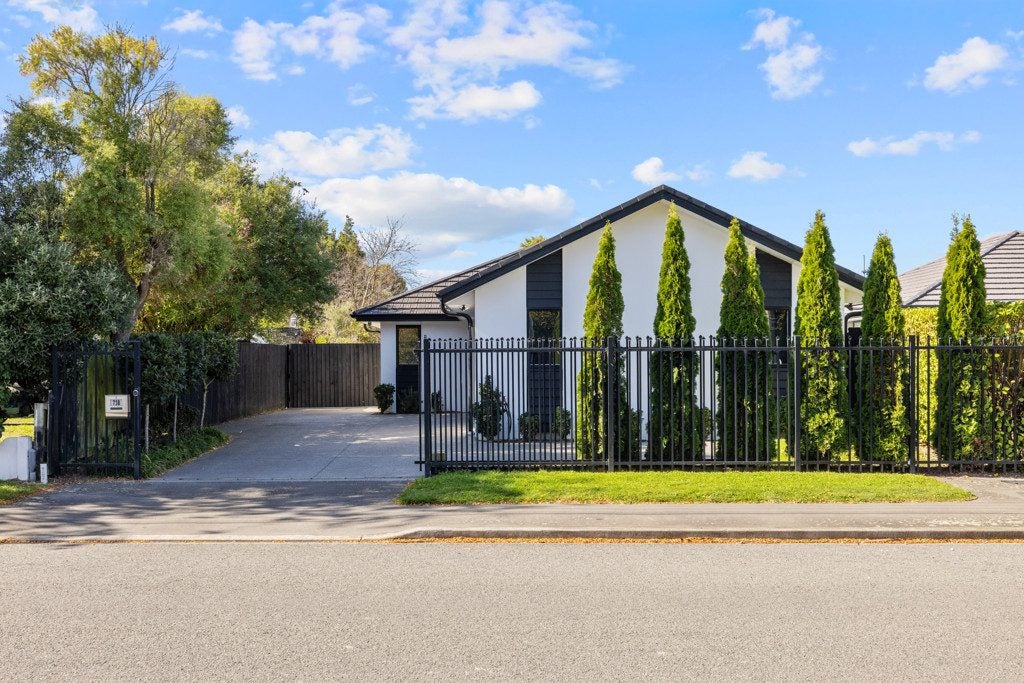 738 Gloucester Street, Avonside, Christchurch - Carousel 1
