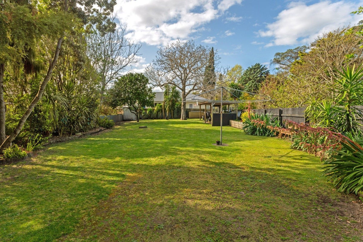 16 Rutene Road, Kaiti, Gisborne - Carousel 24