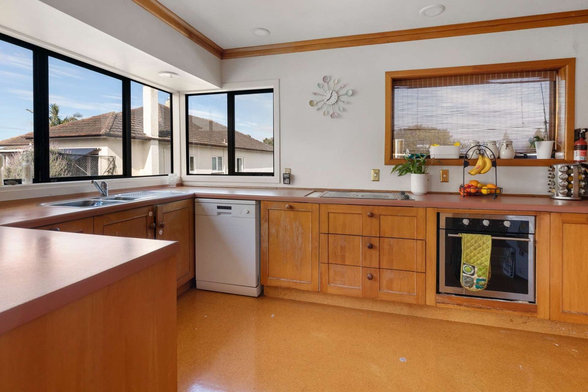411B Devonport Road, Tauranga South, Tauranga - Carousel 2